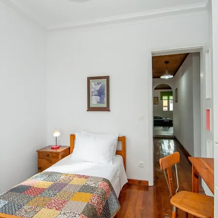 Mina's Art Loft With Panoramic Views