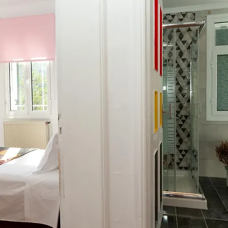 Mina's Art Loft With Panoramic Views Apartment Fiolitis